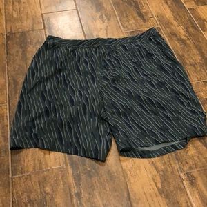 Outdoor Voices XL 9” shorts